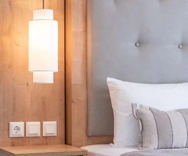 Premium 公寓式酒店 4*